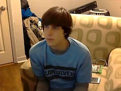 Emo twinks have passionate oral sex and jerk off