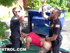 homo PATROL - A Tripped peaceful Alarm Leads Cops To titillating Criminal Pursuit