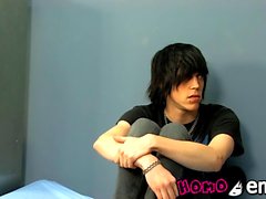Sensual emo twinkies relax with blowjobs and fucking