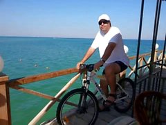 me with my bike at beach