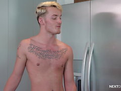 Straight Guy Collects Blowjobs & Barebacks Instead Of Rent