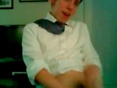 Preppy twink cutie masturbates his dick